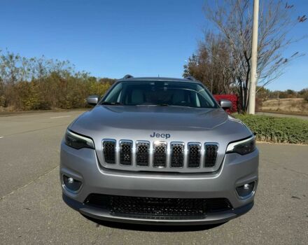 Серый Джип Чероки, объемом двигателя 3.2 л и пробегом 37 тыс. км за 9000 $, фото 1 на Automoto.ua