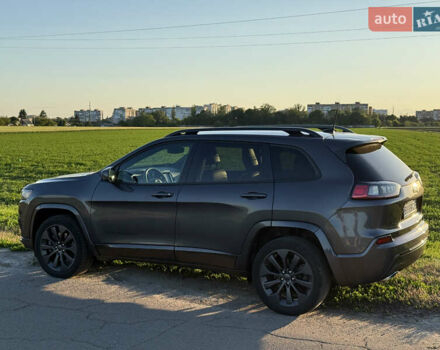 Джип Чероки 2019 в Полтаве на Automoto.ua Серый Джип Чероки, объемом двигателя 3.2 л и пробегом 68 тыс. км за 24700 $, фото 16 на Automoto.ua
