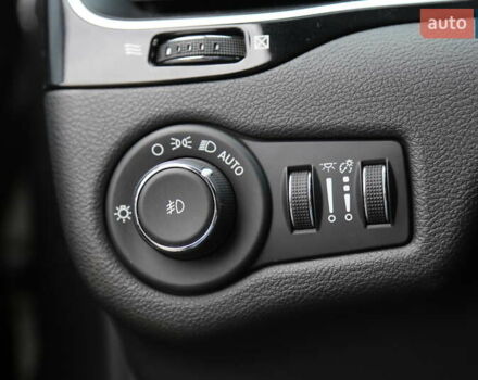 Сірий Джип Cherokee, об'ємом двигуна 2.36 л та пробігом 62 тис. км за 20900 $, фото 21 на Automoto.ua