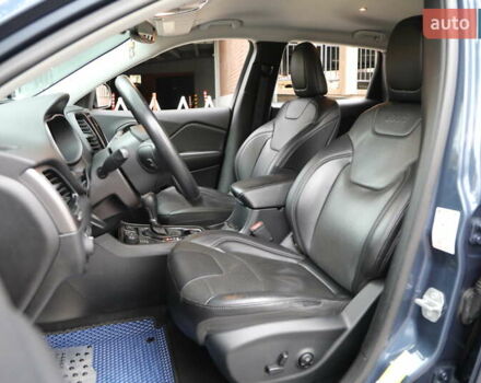 Сірий Джип Cherokee, об'ємом двигуна 3.24 л та пробігом 157 тис. км за 18500 $, фото 7 на Automoto.ua