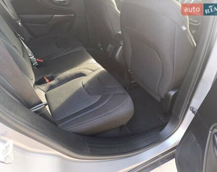 Серый Джип Чероки, объемом двигателя 2.36 л и пробегом 107 тыс. км за 15100 $, фото 7 на Automoto.ua