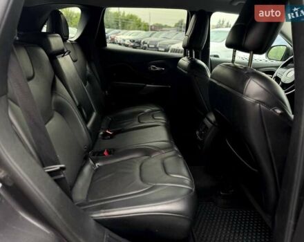 Сірий Джип Cherokee, об'ємом двигуна 2.36 л та пробігом 144 тис. км за 16200 $, фото 45 на Automoto.ua