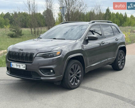 Джип Чероки 2019 в Киеве на Automoto.ua Серый Джип Чероки, объемом двигателя 3.24 л и пробегом 90 тыс. км за 19400 $, фото 2 на Automoto.ua