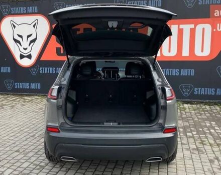 Сірий Джип Cherokee, об'ємом двигуна 3.24 л та пробігом 125 тис. км за 19000 $, фото 11 на Automoto.ua