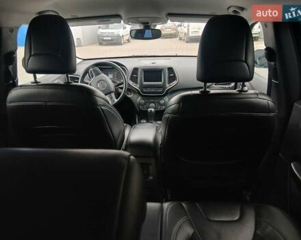 Серый Джип Чероки, объемом двигателя 2.36 л и пробегом 129 тыс. км за 13200 $, фото 19 на Automoto.ua