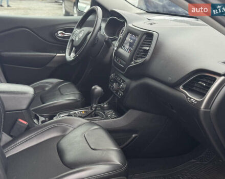 Серый Джип Чероки, объемом двигателя 3.24 л и пробегом 103 тыс. км за 16950 $, фото 20 на Automoto.ua