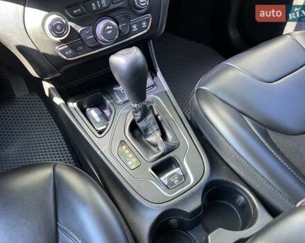 Сірий Джип Cherokee, об'ємом двигуна 2.36 л та пробігом 121 тис. км за 15300 $, фото 24 на Automoto.ua