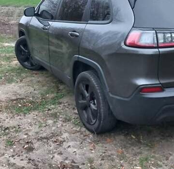 Серый Джип Чероки, объемом двигателя 2.36 л и пробегом 118 тыс. км за 16500 $, фото 9 на Automoto.ua