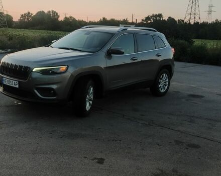 Серый Джип Чероки, объемом двигателя 2.4 л и пробегом 142 тыс. км за 14100 $, фото 1 на Automoto.ua