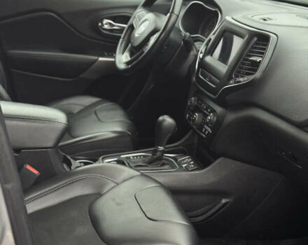 Сірий Джип Cherokee, об'ємом двигуна 2.36 л та пробігом 198 тис. км за 15200 $, фото 68 на Automoto.ua