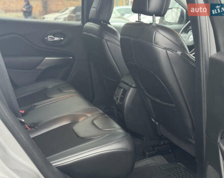 Серый Джип Чероки, объемом двигателя 3.24 л и пробегом 103 тыс. км за 16950 $, фото 21 на Automoto.ua