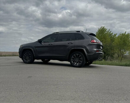 Джип Чероки 2019 в Киеве на Automoto.ua Серый Джип Чероки, объемом двигателя 3.24 л и пробегом 90 тыс. км за 19400 $, фото 13 на Automoto.ua