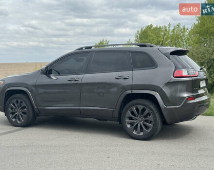 Сірий Джип Cherokee, об'ємом двигуна 3.24 л та пробігом 96 тис. км за 18400 $, фото 4 на Automoto.ua