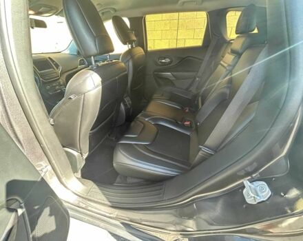 Серый Джип Чероки, объемом двигателя 0 л и пробегом 62 тыс. км за 14500 $, фото 8 на Automoto.ua