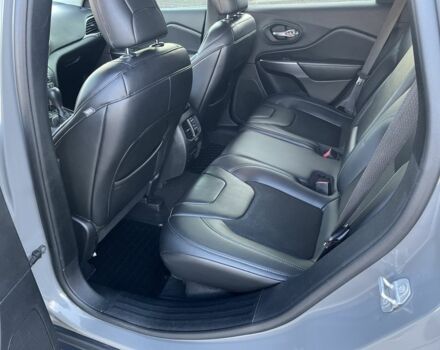 Серый Джип Чероки, объемом двигателя 2.4 л и пробегом 123 тыс. км за 16500 $, фото 8 на Automoto.ua