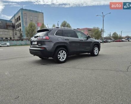 Сірий Джип Cherokee, об'ємом двигуна 2.36 л та пробігом 60 тис. км за 16500 $, фото 6 на Automoto.ua