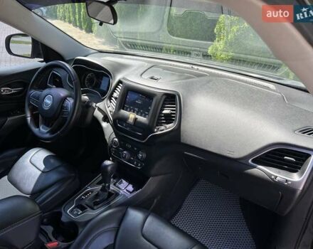 Сірий Джип Cherokee, об'ємом двигуна 2.36 л та пробігом 121 тис. км за 15300 $, фото 25 на Automoto.ua