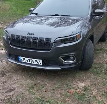 Серый Джип Чероки, объемом двигателя 2.36 л и пробегом 118 тыс. км за 16500 $, фото 3 на Automoto.ua