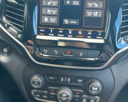 Сірий Джип Cherokee, об'ємом двигуна 3.2 л та пробігом 11 тис. км за 22799 $, фото 18 на Automoto.ua