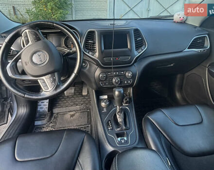 Серый Джип Чероки, объемом двигателя 2.36 л и пробегом 91 тыс. км за 20000 $, фото 12 на Automoto.ua