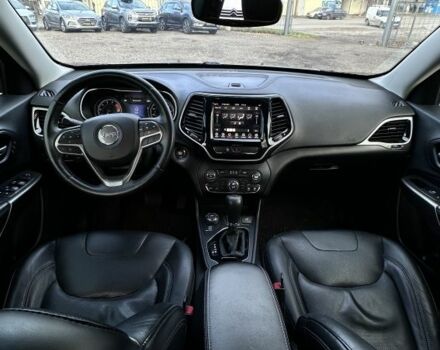 Серый Джип Чероки, объемом двигателя 3.2 л и пробегом 182 тыс. км за 14800 $, фото 4 на Automoto.ua