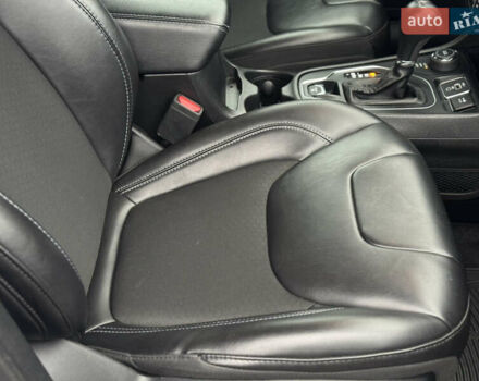 Серый Джип Чероки, объемом двигателя 3.24 л и пробегом 103 тыс. км за 16950 $, фото 17 на Automoto.ua