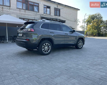 Серый Джип Чероки, объемом двигателя 2.4 л и пробегом 125 тыс. км за 16500 $, фото 8 на Automoto.ua