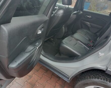 Серый Джип Чероки, объемом двигателя 2.4 л и пробегом 111 тыс. км за 17300 $, фото 5 на Automoto.ua