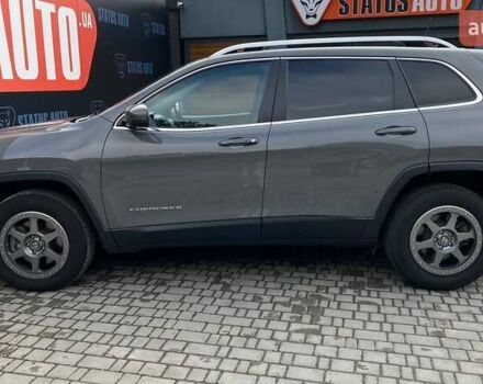 Сірий Джип Cherokee, об'ємом двигуна 3.24 л та пробігом 125 тис. км за 19000 $, фото 9 на Automoto.ua