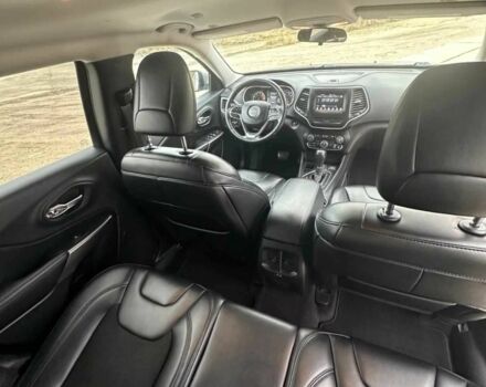 Серый Джип Чероки, объемом двигателя 0 л и пробегом 111 тыс. км за 11000 $, фото 6 на Automoto.ua