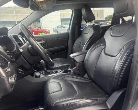 Серый Джип Чероки, объемом двигателя 3.2 л и пробегом 41 тыс. км за 9800 $, фото 4 на Automoto.ua