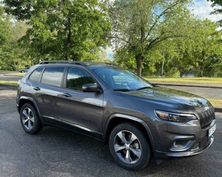 Сірий Джип Cherokee, об'ємом двигуна 3.2 л та пробігом 11 тис. км за 22799 $, фото 3 на Automoto.ua