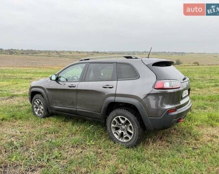 Сірий Джип Cherokee, об'ємом двигуна 3.2 л та пробігом 197 тис. км за 18900 $, фото 3 на Automoto.ua