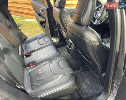 Серый Джип Чероки, объемом двигателя 3.2 л и пробегом 122 тыс. км за 18499 $, фото 24 на Automoto.ua