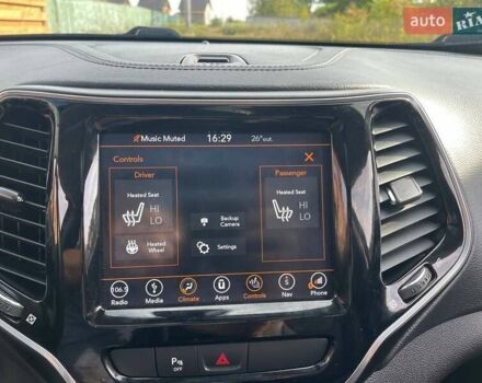 Серый Джип Чероки, объемом двигателя 3.2 л и пробегом 122 тыс. км за 18499 $, фото 18 на Automoto.ua