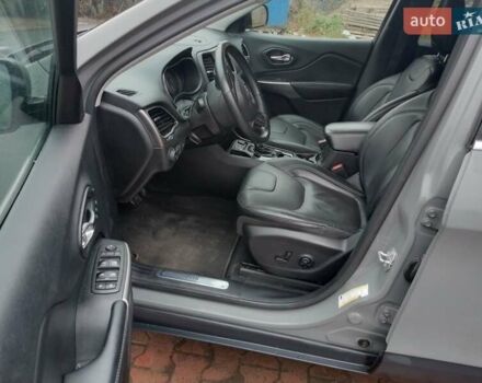 Серый Джип Чероки, объемом двигателя 2.4 л и пробегом 111 тыс. км за 17300 $, фото 6 на Automoto.ua