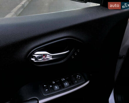 Серый Джип Чероки, объемом двигателя 3.24 л и пробегом 83 тыс. км за 17990 $, фото 20 на Automoto.ua