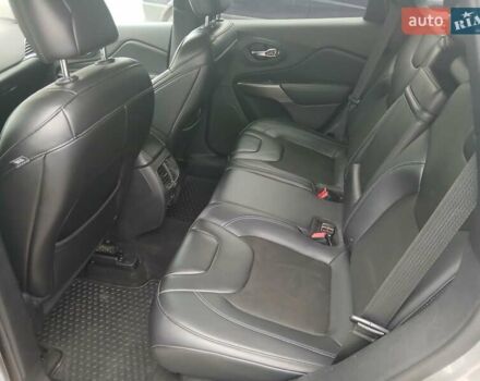 Серый Джип Чероки, объемом двигателя 2.36 л и пробегом 129 тыс. км за 13200 $, фото 15 на Automoto.ua