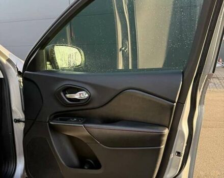 Серый Джип Чероки, объемом двигателя 3.24 л и пробегом 110 тыс. км за 22500 $, фото 25 на Automoto.ua