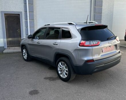 Серый Джип Чероки, объемом двигателя 2.4 л и пробегом 103 тыс. км за 15950 $, фото 2 на Automoto.ua