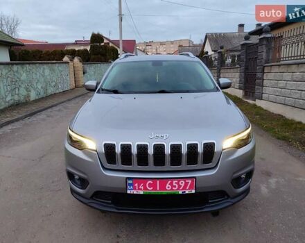Серый Джип Чероки, объемом двигателя 3.2 л и пробегом 205 тыс. км за 15700 $, фото 1 на Automoto.ua