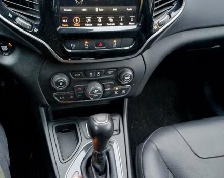 Серый Джип Чероки, объемом двигателя 2.4 л и пробегом 111 тыс. км за 17300 $, фото 16 на Automoto.ua