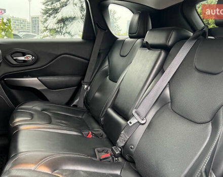 Сірий Джип Cherokee, об'ємом двигуна 3.24 л та пробігом 142 тис. км за 16999 $, фото 21 на Automoto.ua