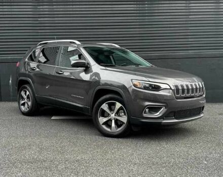Сірий Джип Cherokee, об'ємом двигуна 3.2 л та пробігом 34 тис. км за 19000 $, фото 2 на Automoto.ua