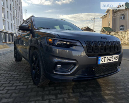 Сірий Джип Cherokee, об'ємом двигуна 2.36 л та пробігом 129 тис. км за 19000 $, фото 1 на Automoto.ua