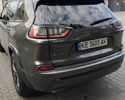 Сірий Джип Cherokee, об'ємом двигуна 3.24 л та пробігом 133 тис. км за 18000 $, фото 7 на Automoto.ua