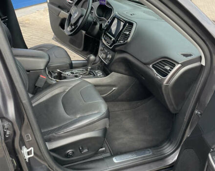 Сірий Джип Cherokee, об'ємом двигуна 2.36 л та пробігом 160 тис. км за 16500 $, фото 19 на Automoto.ua