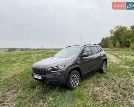 Сірий Джип Cherokee, об'ємом двигуна 3.2 л та пробігом 197 тис. км за 18900 $, фото 1 на Automoto.ua