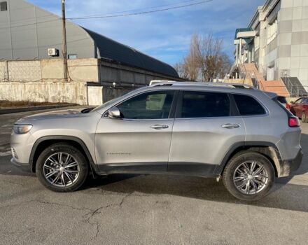 Сірий Джип Cherokee, об'ємом двигуна 2 л та пробігом 101 тис. км за 17490 $, фото 3 на Automoto.ua