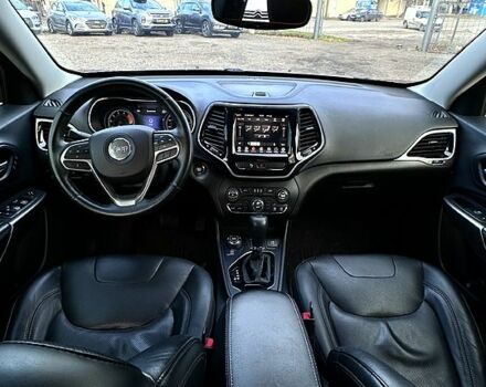 Серый Джип Чероки, объемом двигателя 3.2 л и пробегом 182 тыс. км за 14800 $, фото 4 на Automoto.ua